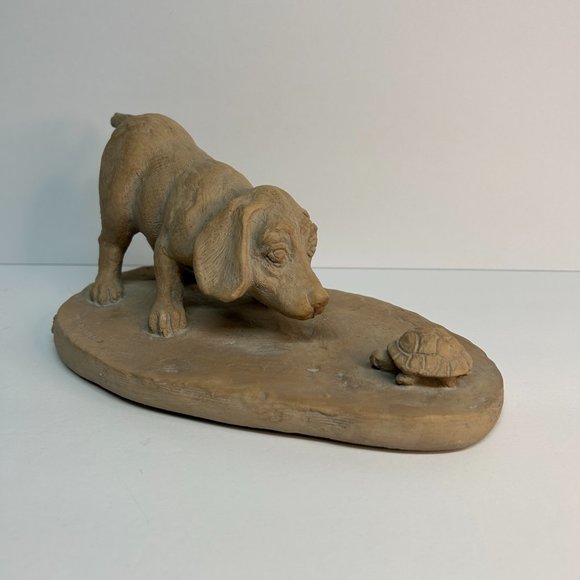 Austin Prod Beagle Dog and Turtle Sculpture 1980 "Curious" By Patrice Hannon - Picture 6 of 13